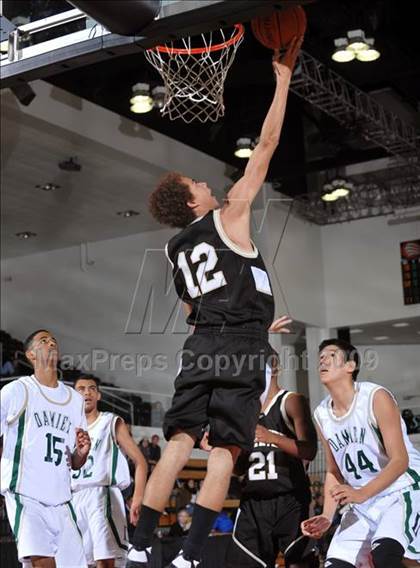 Thumbnail 3 in Northview vs. Damien (So Cal Shootout) photogallery.