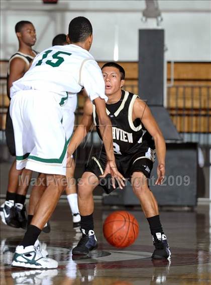 Thumbnail 1 in Northview vs. Damien (So Cal Shootout) photogallery.