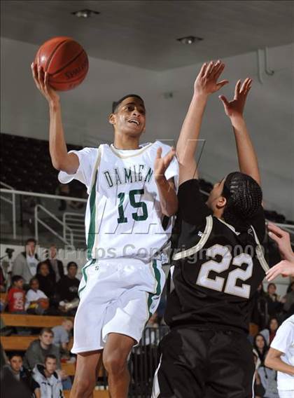 Thumbnail 1 in Northview vs. Damien (So Cal Shootout) photogallery.
