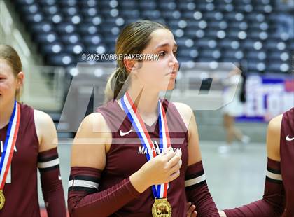 Thumbnail 2 in Iola vs. Crawford (UIL 2A D2 Volleyball Final Medal Ceremony) photogallery.