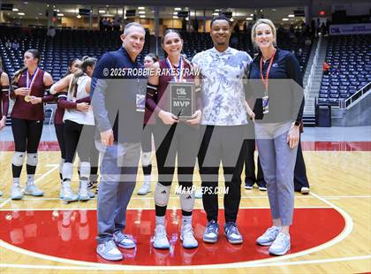 Thumbnail 2 in Iola vs. Crawford (UIL 2A D2 Volleyball Final Medal Ceremony) photogallery.