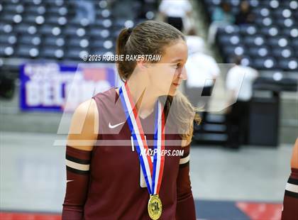 Thumbnail 3 in Iola vs. Crawford (UIL 2A D2 Volleyball Final Medal Ceremony) photogallery.