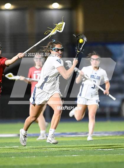 Thumbnail 3 in Valor Christian vs. Fairview (CHSAA 5A Semi-Final) photogallery.