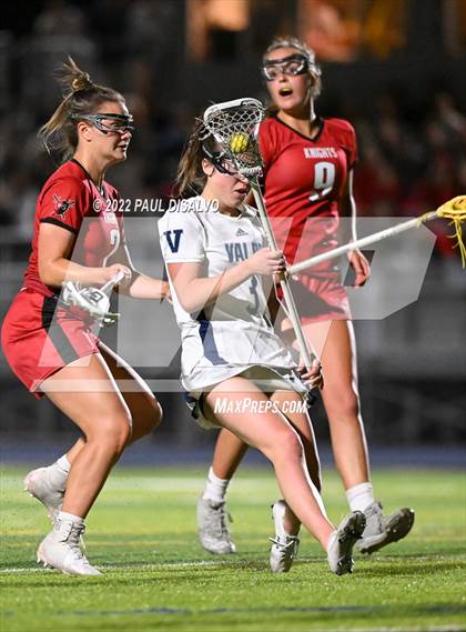 Thumbnail 1 in Valor Christian vs. Fairview (CHSAA 5A Semi-Final) photogallery.
