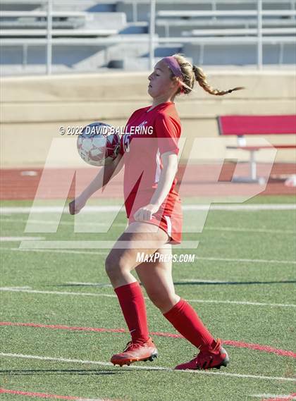 Thumbnail 2 in Henderson vs Grapevine (GCISD Tournament) photogallery.