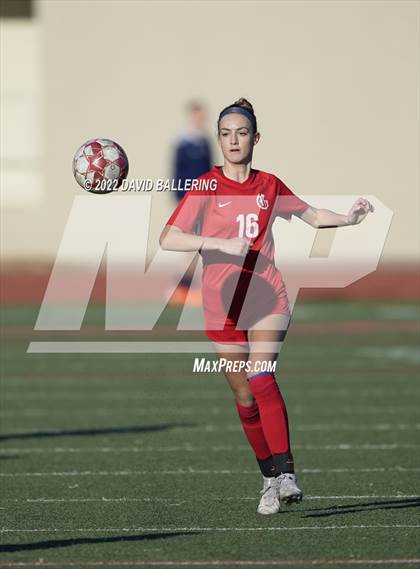 Thumbnail 2 in Henderson vs Grapevine (GCISD Tournament) photogallery.