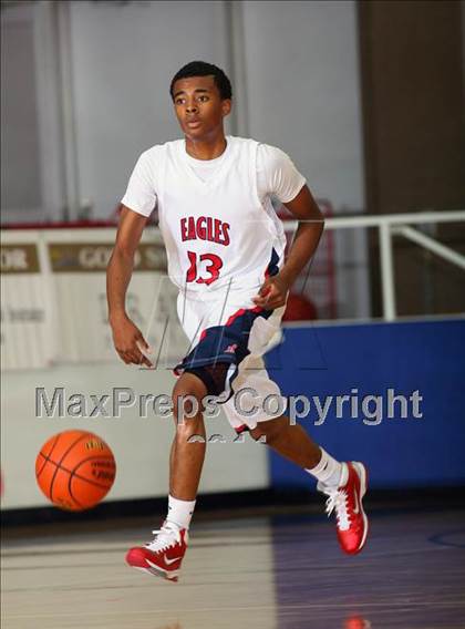 Thumbnail 2 in Atascocita vs Katy Cinco Ranch (McDonald's Texas Invitational) photogallery.