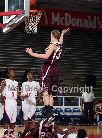 Thumbnail 1 in Atascocita vs Katy Cinco Ranch (McDonald's Texas Invitational) photogallery.