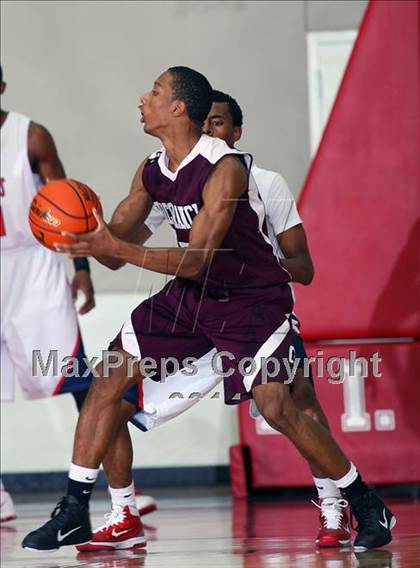 Thumbnail 1 in Atascocita vs Katy Cinco Ranch (McDonald's Texas Invitational) photogallery.
