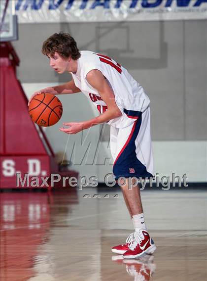 Thumbnail 2 in Atascocita vs Katy Cinco Ranch (McDonald's Texas Invitational) photogallery.