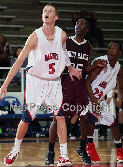 Thumbnail 1 in Atascocita vs Katy Cinco Ranch (McDonald's Texas Invitational) photogallery.