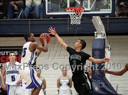 Thumbnail 1 in Newark Memorial vs. De La Salle (CIF NCS D1 Final) photogallery.