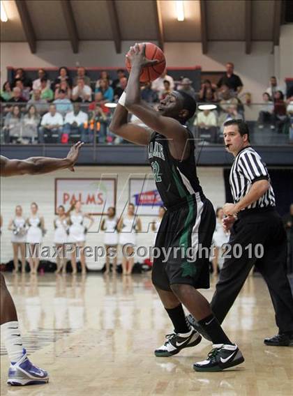 Thumbnail 1 in Newark Memorial vs. De La Salle (CIF NCS D1 Final) photogallery.