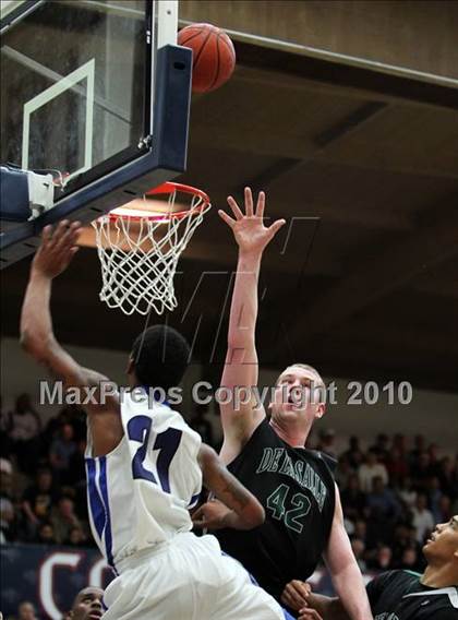 Thumbnail 3 in Newark Memorial vs. De La Salle (CIF NCS D1 Final) photogallery.