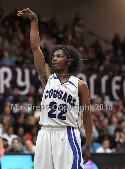 Thumbnail 3 in Newark Memorial vs. De La Salle (CIF NCS D1 Final) photogallery.