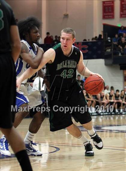 Thumbnail 2 in Newark Memorial vs. De La Salle (CIF NCS D1 Final) photogallery.
