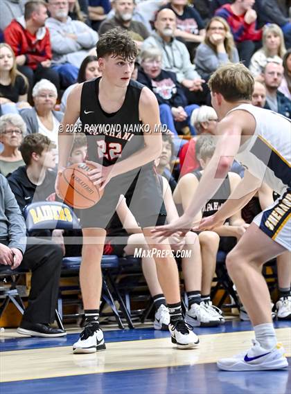 Thumbnail 3 in Wapahani @ Shenandoah photogallery.