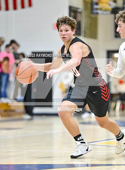 Thumbnail 2 in Wapahani @ Shenandoah photogallery.