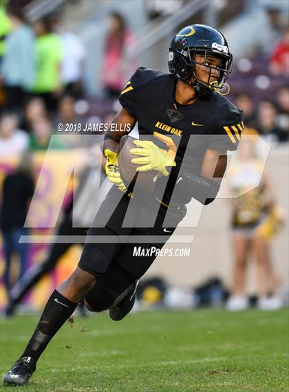 Thumbnail 2 in Midway vs. Klein Oak (UIL 6A Regional Playoff) photogallery.