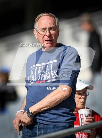 Thumbnail 2 in Midway vs. Klein Oak (UIL 6A Regional Playoff) photogallery.