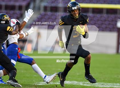 Thumbnail 2 in Midway vs. Klein Oak (UIL 6A Regional Playoff) photogallery.