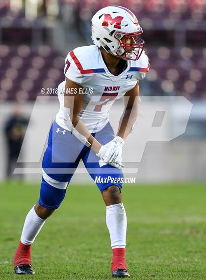 Thumbnail 2 in Midway vs. Klein Oak (UIL 6A Regional Playoff) photogallery.