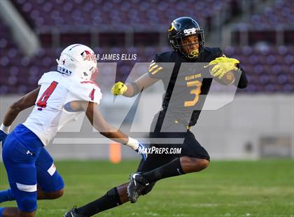 Thumbnail 1 in Midway vs. Klein Oak (UIL 6A Regional Playoff) photogallery.