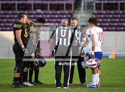 Thumbnail 1 in Midway vs. Klein Oak (UIL 6A Regional Playoff) photogallery.