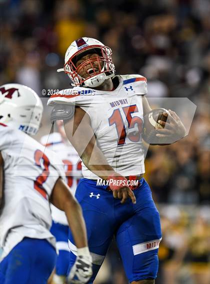 Thumbnail 3 in Midway vs. Klein Oak (UIL 6A Regional Playoff) photogallery.