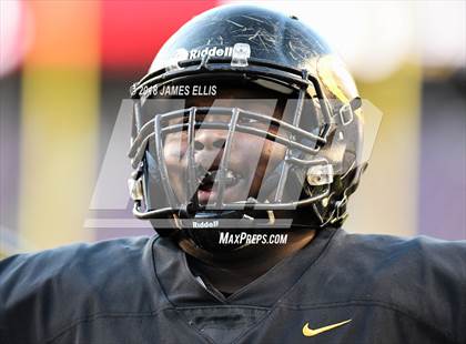 Thumbnail 3 in Midway vs. Klein Oak (UIL 6A Regional Playoff) photogallery.