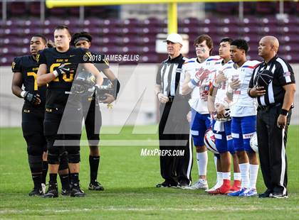 Thumbnail 2 in Midway vs. Klein Oak (UIL 6A Regional Playoff) photogallery.