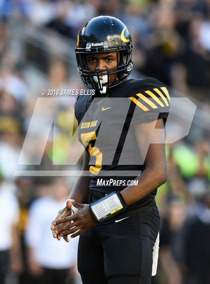Thumbnail 3 in Midway vs. Klein Oak (UIL 6A Regional Playoff) photogallery.