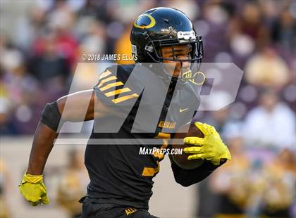 Thumbnail 3 in Midway vs. Klein Oak (UIL 6A Regional Playoff) photogallery.