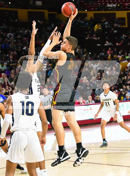 Thumbnail 3 in Mountain Pointe vs. Desert Vista (AIA 6A Final) photogallery.