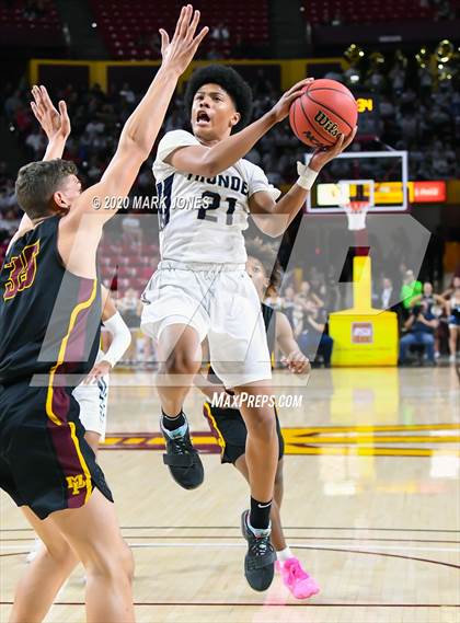 Thumbnail 3 in Mountain Pointe vs. Desert Vista (AIA 6A Final) photogallery.
