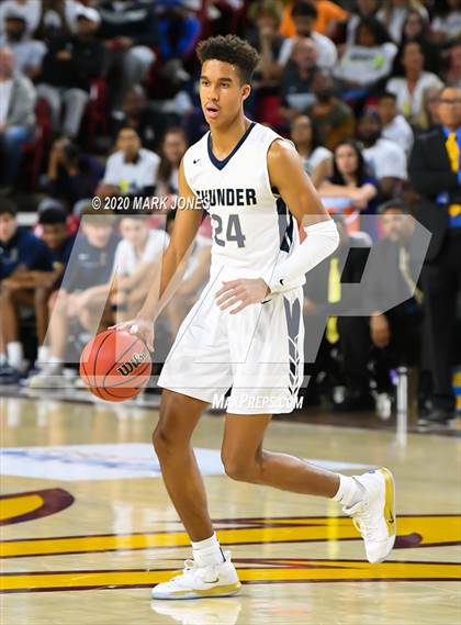 Thumbnail 1 in Mountain Pointe vs. Desert Vista (AIA 6A Final) photogallery.