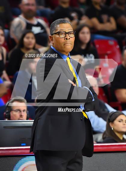 Thumbnail 2 in Mountain Pointe vs. Desert Vista (AIA 6A Final) photogallery.