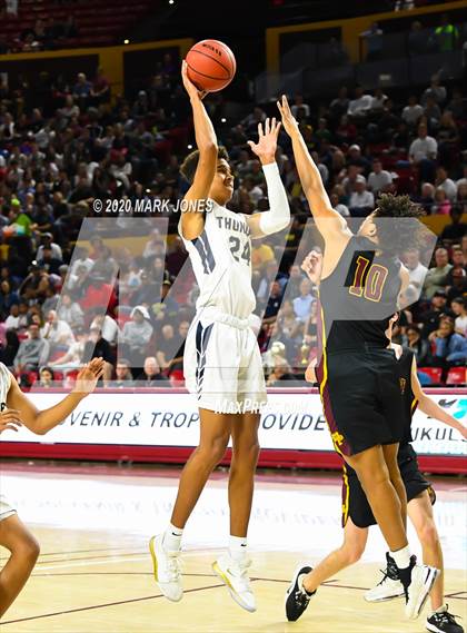 Thumbnail 2 in Mountain Pointe vs. Desert Vista (AIA 6A Final) photogallery.
