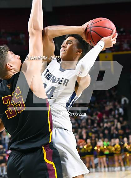 Thumbnail 2 in Mountain Pointe vs. Desert Vista (AIA 6A Final) photogallery.