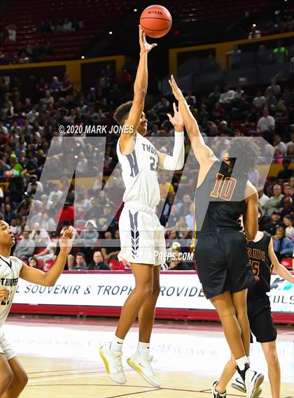 Thumbnail 3 in Mountain Pointe vs. Desert Vista (AIA 6A Final) photogallery.