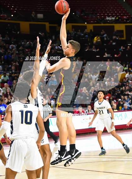Thumbnail 1 in Mountain Pointe vs. Desert Vista (AIA 6A Final) photogallery.