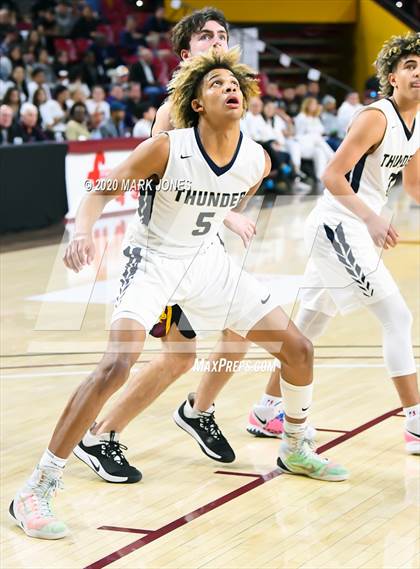 Thumbnail 1 in Mountain Pointe vs. Desert Vista (AIA 6A Final) photogallery.