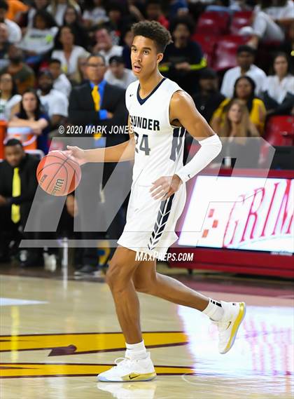 Thumbnail 1 in Mountain Pointe vs. Desert Vista (AIA 6A Final) photogallery.