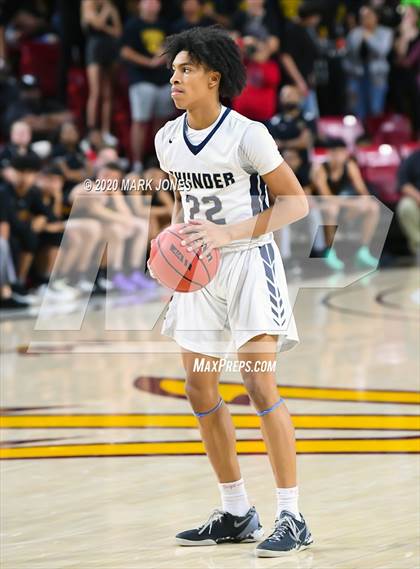 Thumbnail 3 in Mountain Pointe vs. Desert Vista (AIA 6A Final) photogallery.