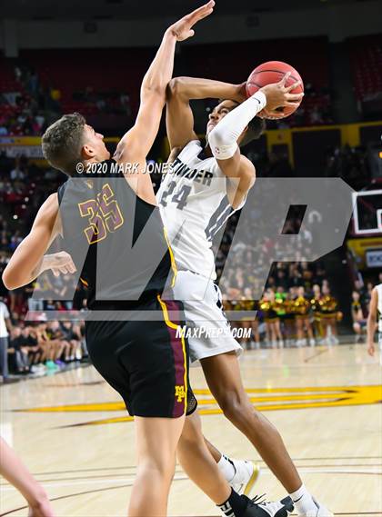 Thumbnail 3 in Mountain Pointe vs. Desert Vista (AIA 6A Final) photogallery.