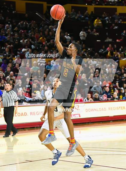 Thumbnail 3 in Mountain Pointe vs. Desert Vista (AIA 6A Final) photogallery.