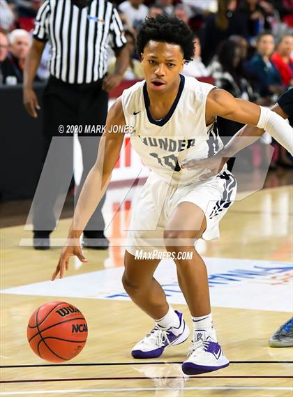 Thumbnail 1 in Mountain Pointe vs. Desert Vista (AIA 6A Final) photogallery.