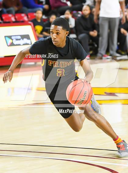 Thumbnail 2 in Mountain Pointe vs. Desert Vista (AIA 6A Final) photogallery.