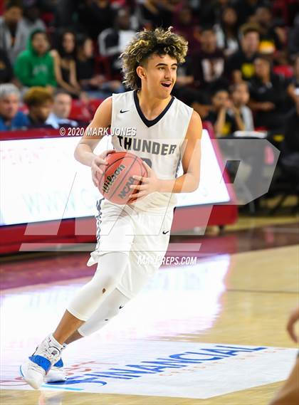 Thumbnail 3 in Mountain Pointe vs. Desert Vista (AIA 6A Final) photogallery.