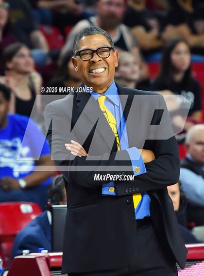 Thumbnail 2 in Mountain Pointe vs. Desert Vista (AIA 6A Final) photogallery.